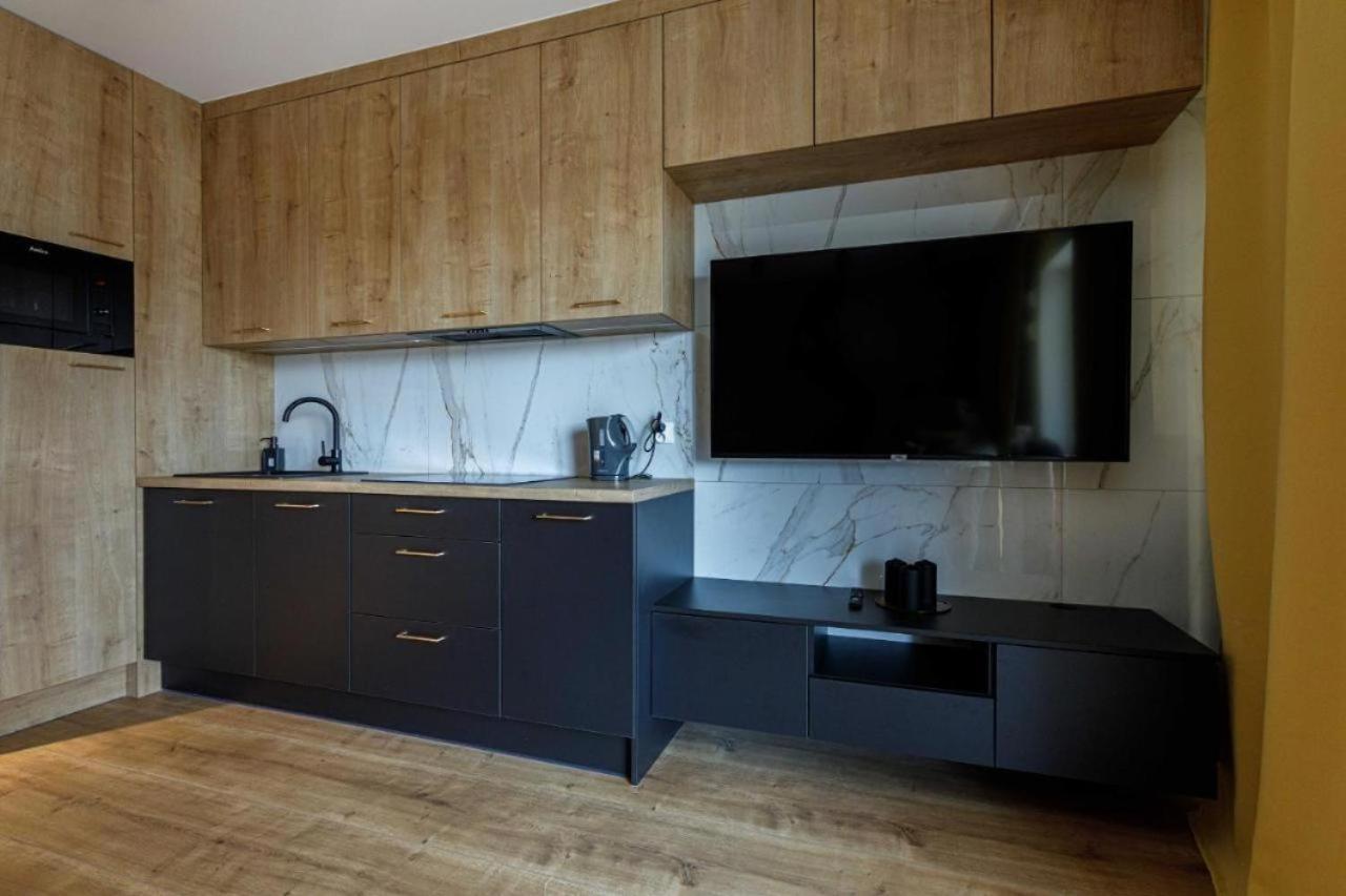 Urban Chic - Studio Apartment - Odra View&Witolda Wroclaw Bagian luar foto