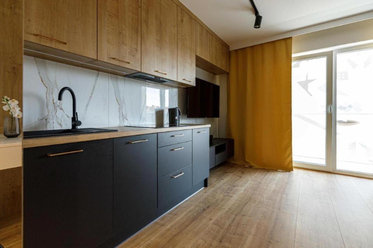 Urban Chic - Studio Apartment - Odra View&Witolda Wroclaw Bagian luar foto